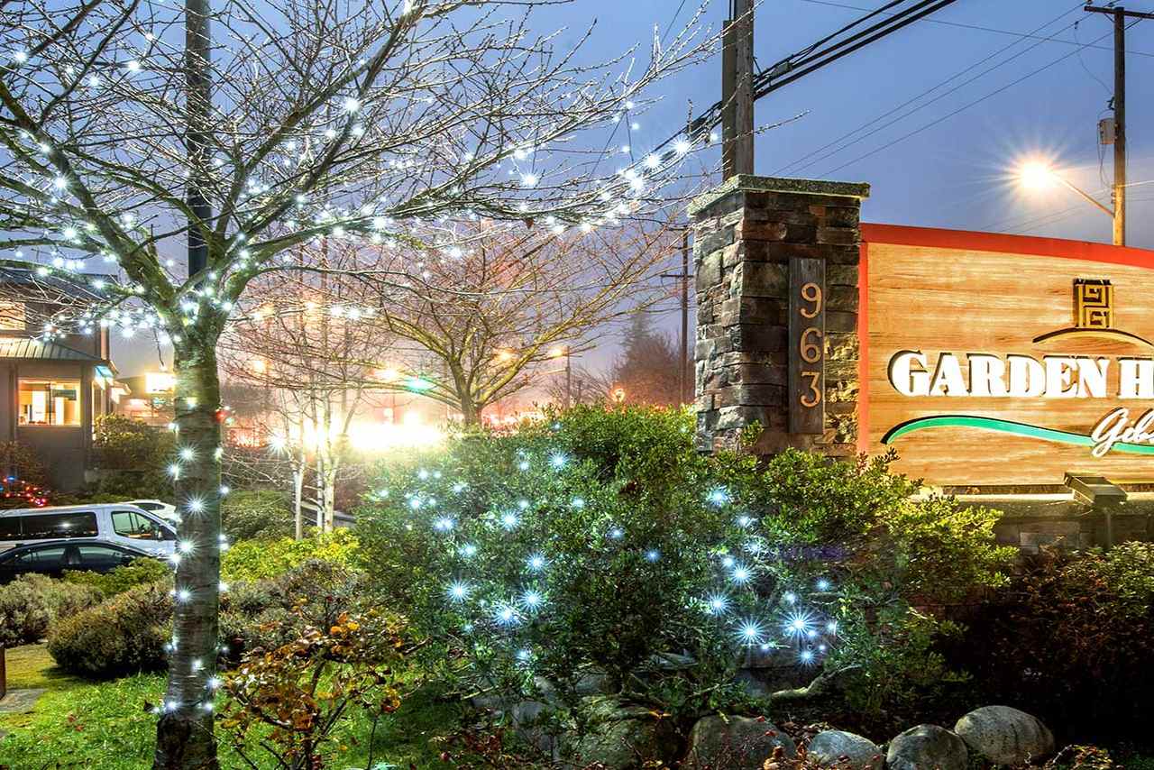 Gibsons Garden Hotel surrounded by coastal greenery