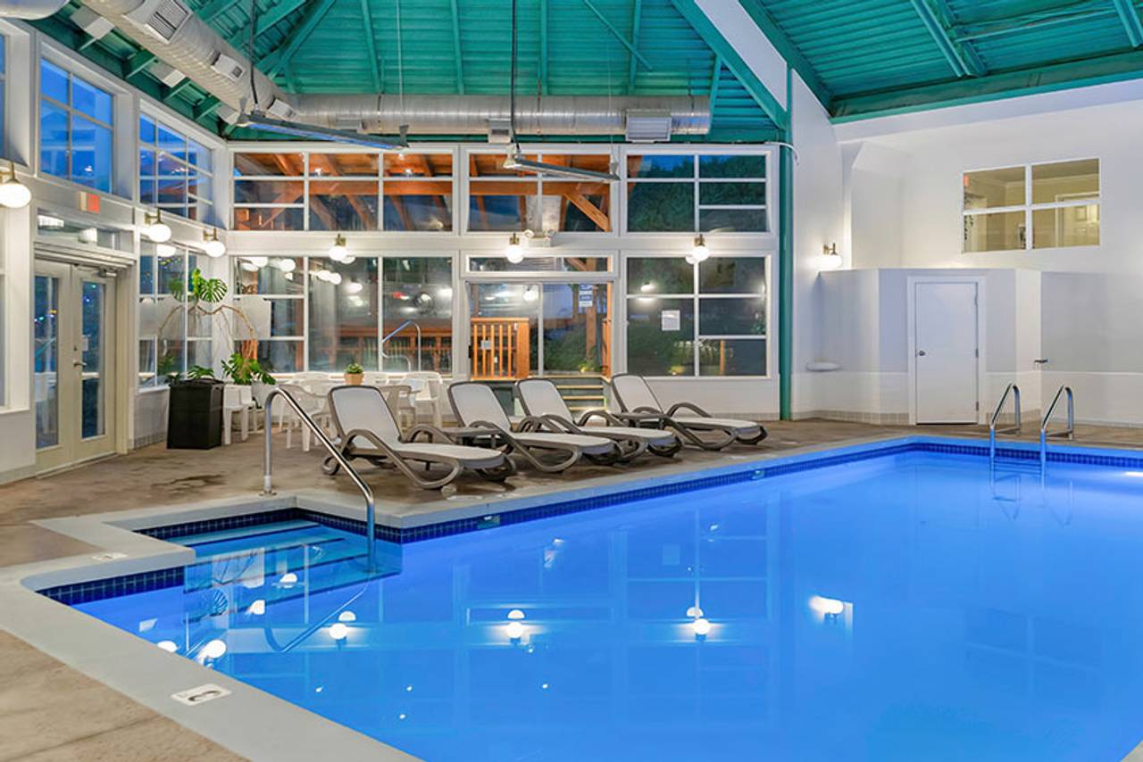 Heated indoor pool at Gibsons Garden Hotel
